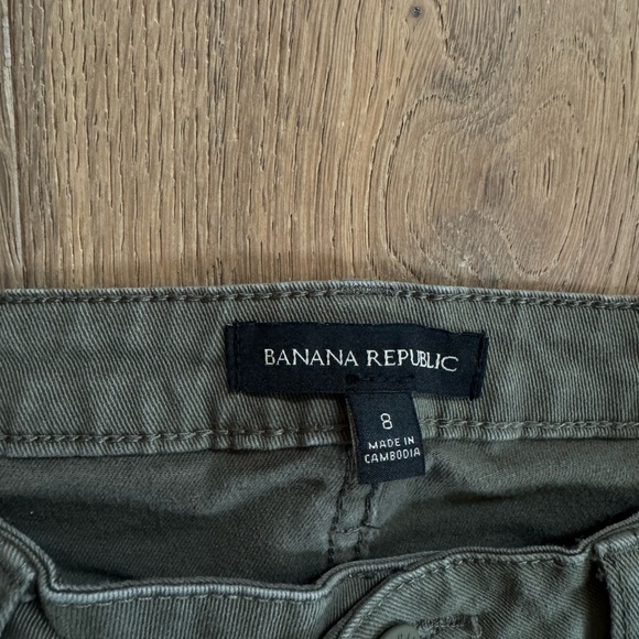 Banana Republic women’s green cargo style causal pants size 8 - Picture 3 of 6